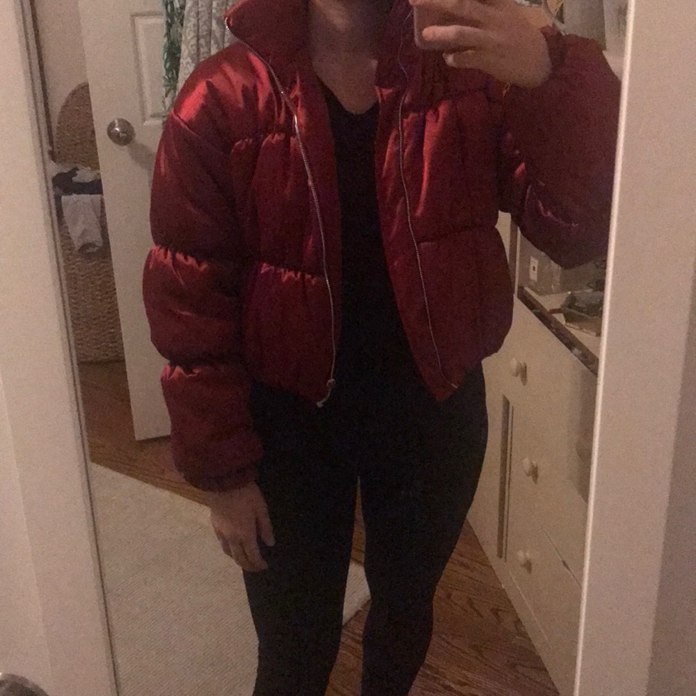 PLT cropped puffer